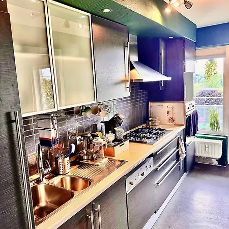 Hearth Of Gateway Apartment Brussels